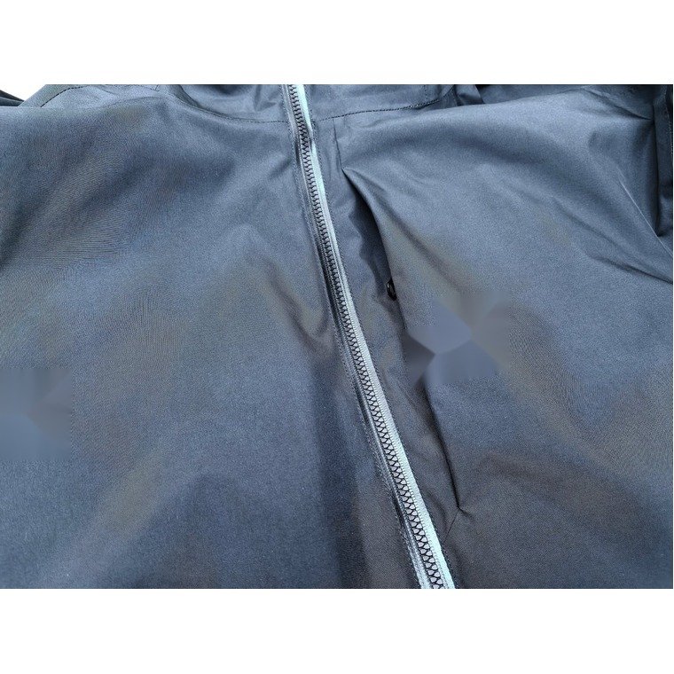 Y066023 Couple Outdoor Down Jacket construction detail 1