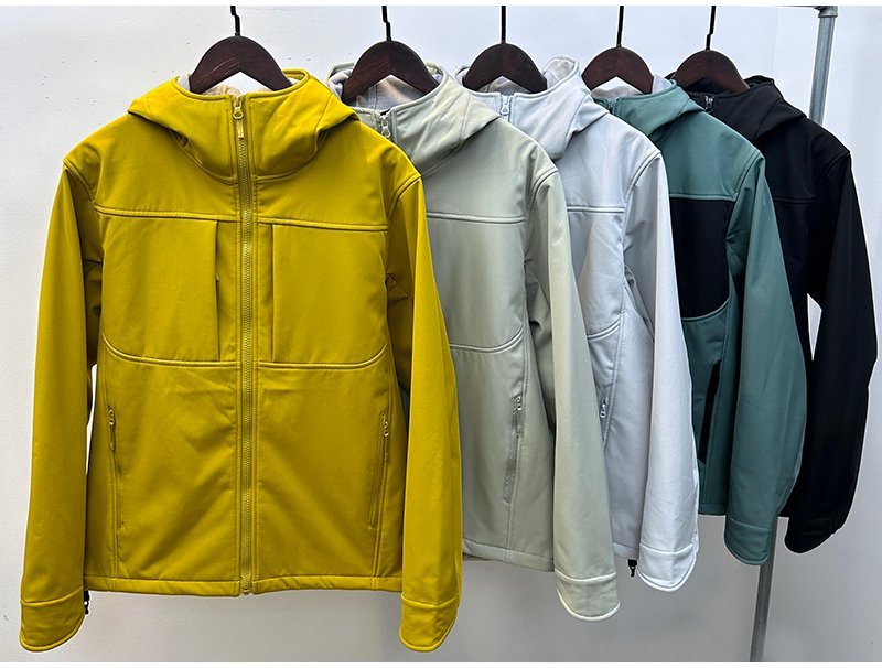 Y099027 Couple Softshell Jacket — PTOUTWEAR OEM/ODM