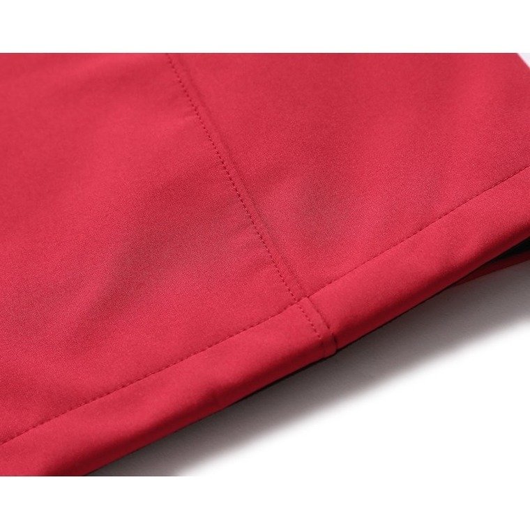 Y032012 Outdoor Softshell Vest construction detail 4