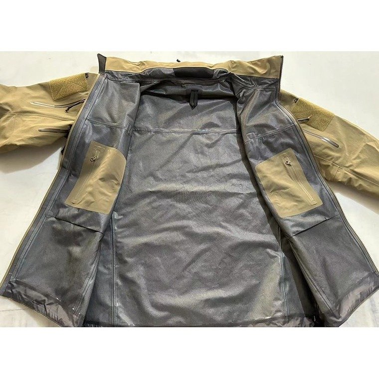 Y017025 Single-Layer Hardshell construction detail 4