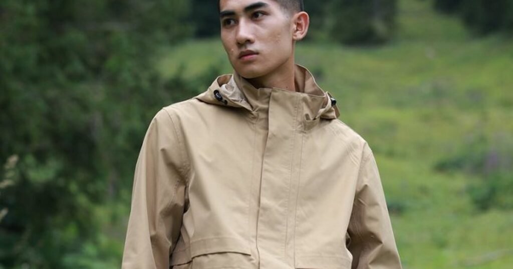 How to Choose an Outdoor Jacket: 2026 Technical Guide