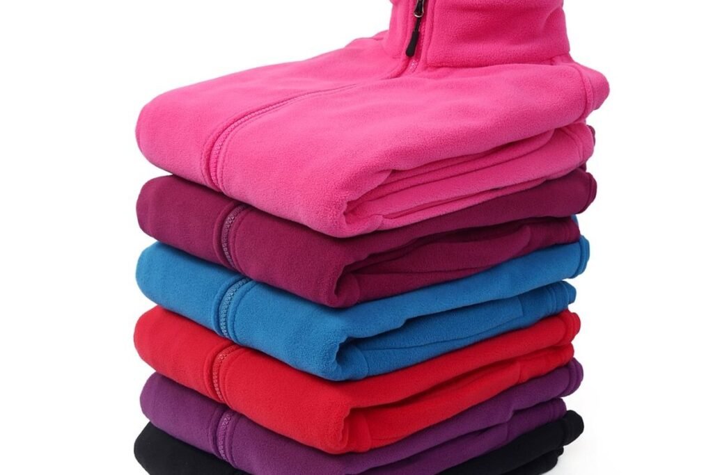What Is a Realistic MOQ for Custom Outdoor Jackets from Chinese Factories? (2026 MOQ Matrix)